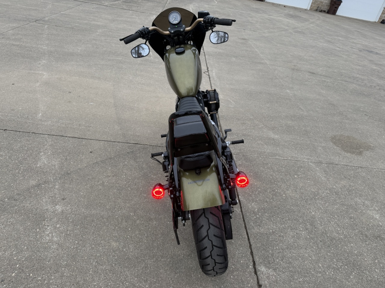 2016 Harley-Davidson Iron 883